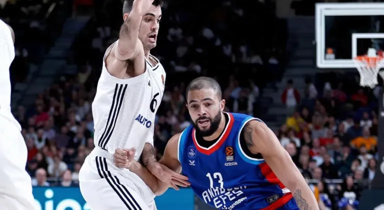 Anadolu Efes deplasmanda kazandı