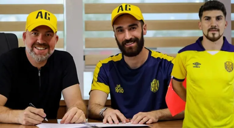 Ankaragücü'nde bayramlık imzalar