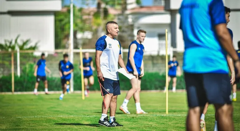 Ankaragücü'nün Antalya kampı başladı