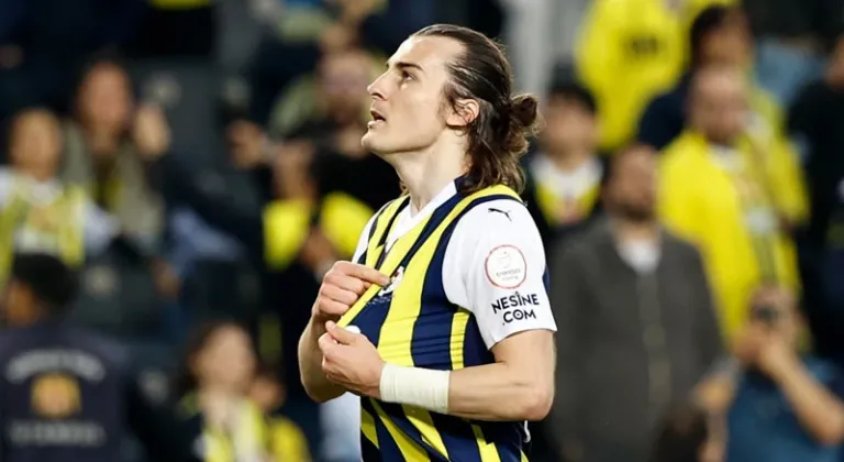 Fenerbahçe Çağlar Söyüncü'yü açıkladı