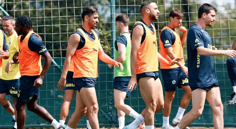 Fenerbahçe Fransa'da Lille önünde avantaj peşinde