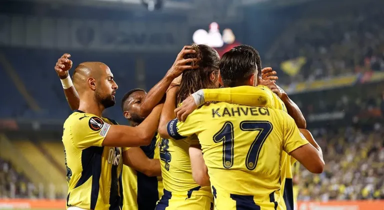 Fenerbahçe zor da olsa kazandı